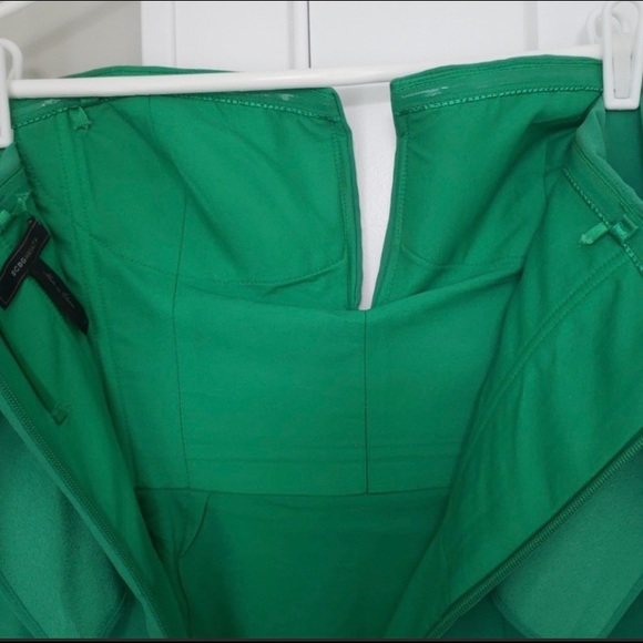 BCBG Kate cocktail dress - Picture 4 of 4